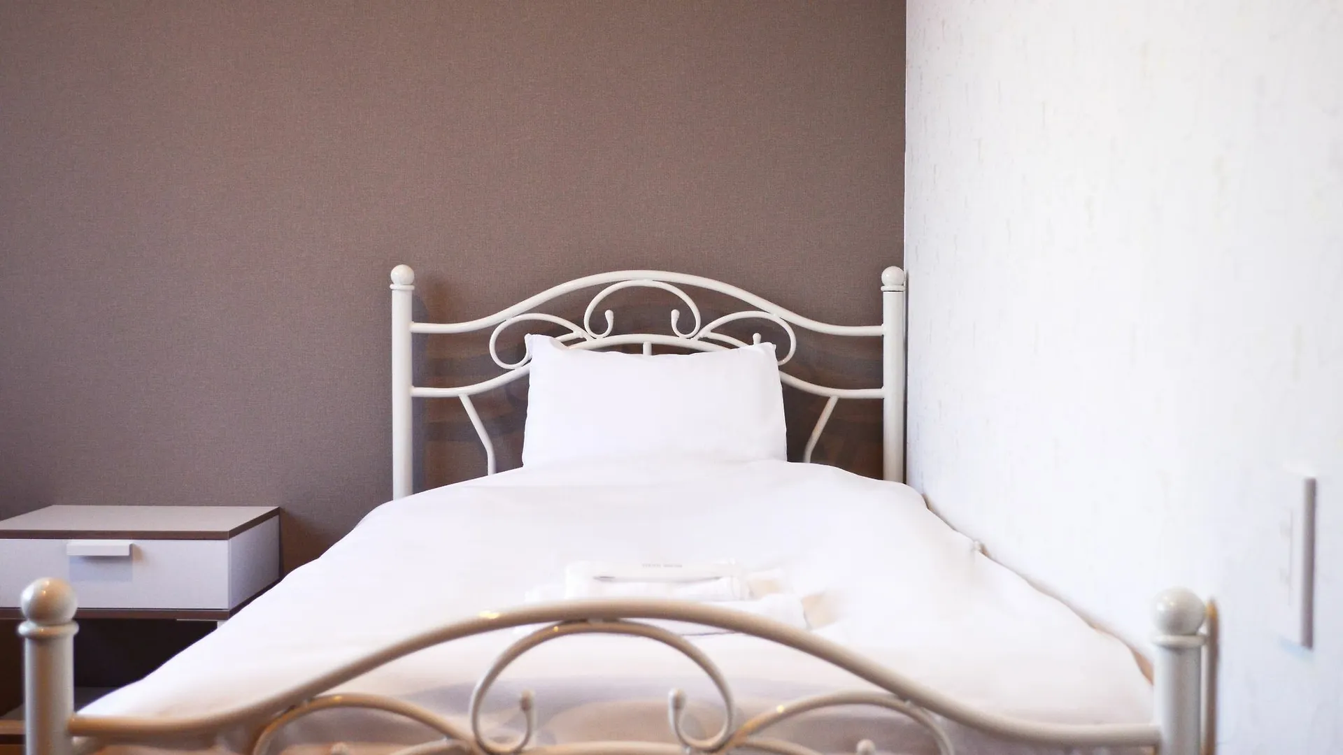Briller Universal Japon Hostel Osaka 0*,