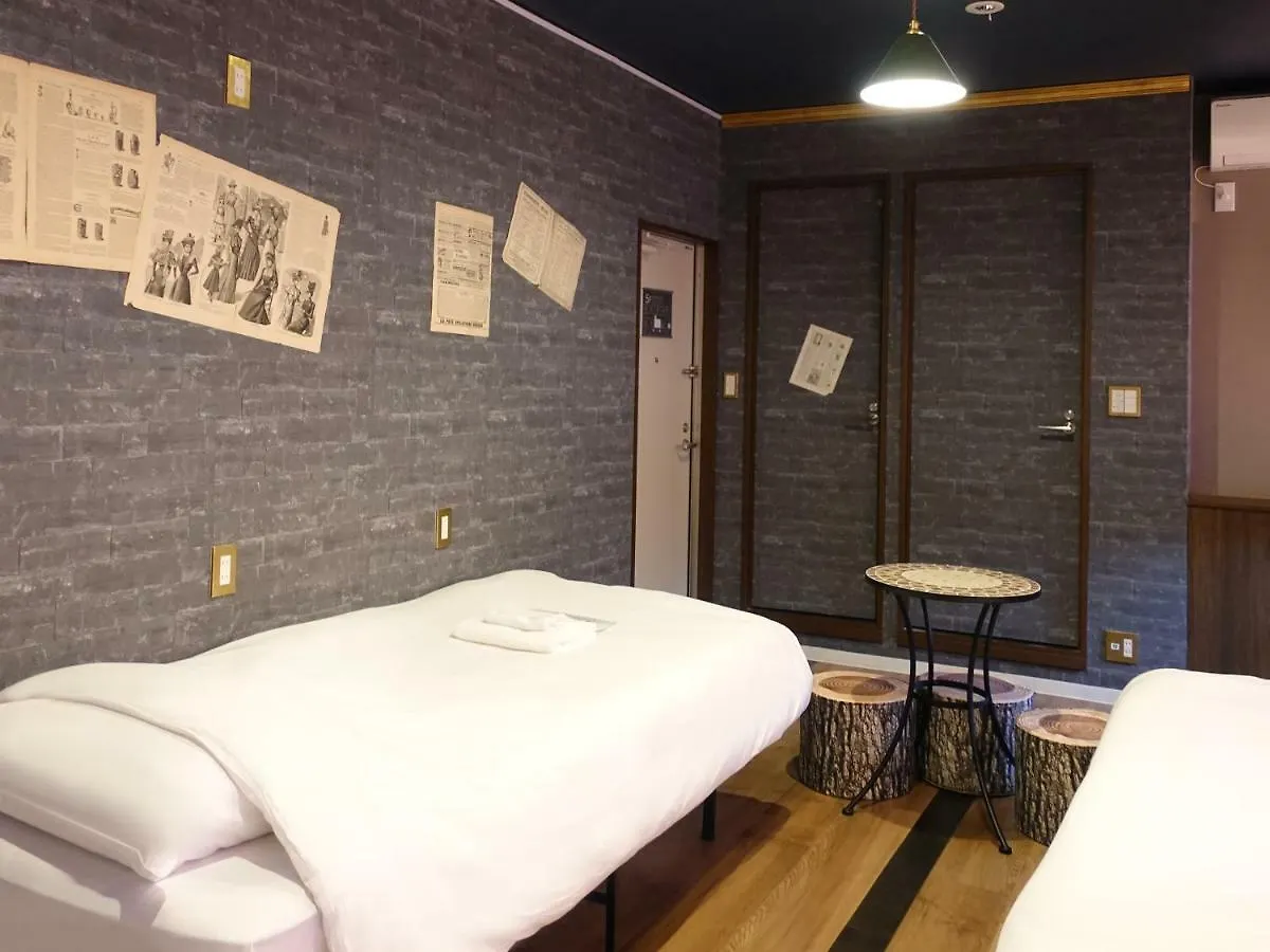 Briller Universal Japon Hostel Osaka 0*,  Japan